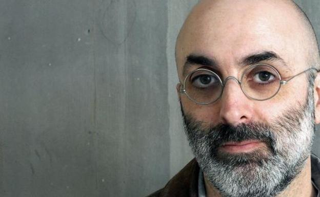 «El pasado es ficción»