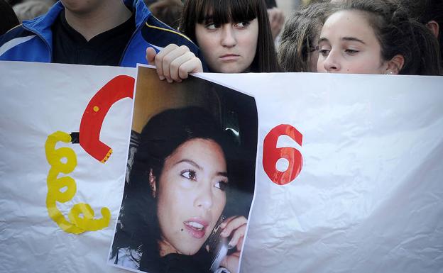 El hombre que degolló a su mujer en Sestao «estaba raro desde hace días»