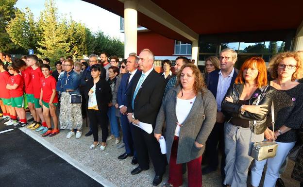 Lantarón y Vitoria muestran su dolor e indignación por el asesinato de Ana Belén Jiménez