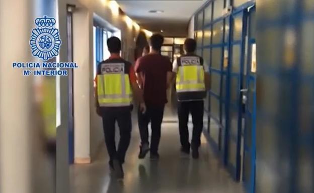 Detenido un voluntario de un centro benéfico de Málaga por abusos sexuales a menores