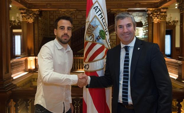 Beñat renueva con el Athletic hasta 2020: «El sueño sigue»