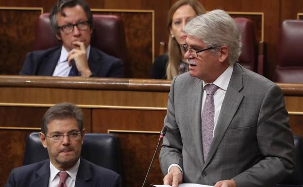 El ministro Dastis cree que Puigdemont no declaró la independencia de Cataluña