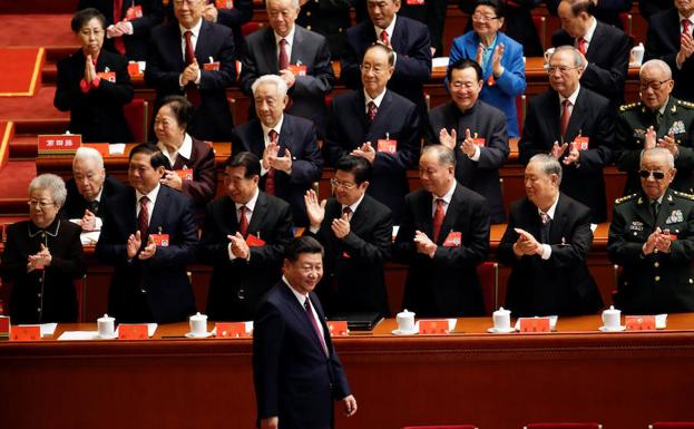 Xi Jinping promete una China «erguida entre todas las naciones» en 2050