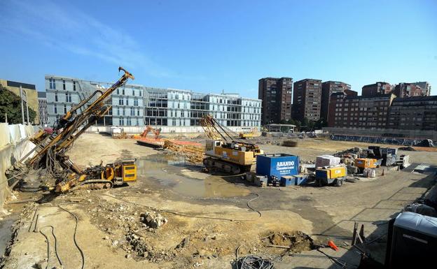 Comienza la excavación de Termibús: un camión cada dos minutos por Garellano