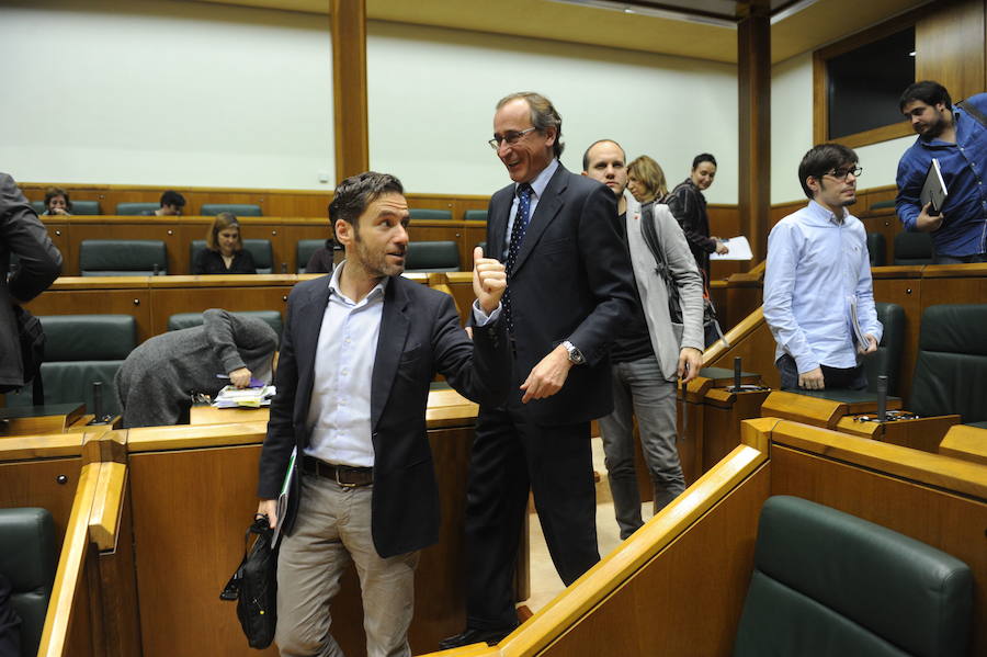Los tres grupos de la oposición ven «difícil» apoyar los Presupuestos vascos