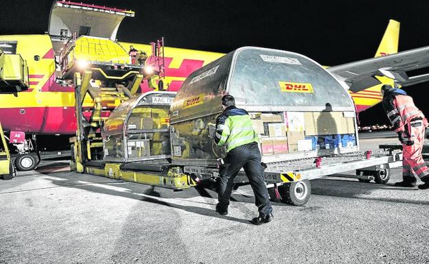 DE VIGO A SIDNEY, CON ESCALA EN VITORIA