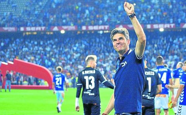 Pellegrino insinúa que su negativa a renovar llevó al Alavés a dejarle sin prima por la Copa