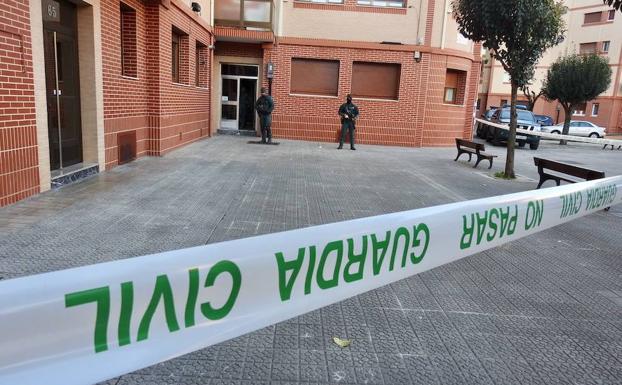 Herida al tirarse por la ventana cuando iba a ser detenida en Portugalete durante la operación de trata de mujeres