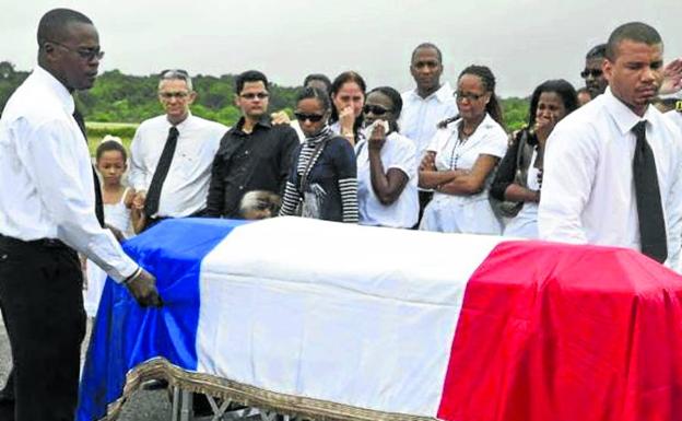 El último huérfano causado por ETA: «Habéis roto la armonía de una familia»