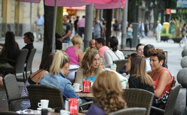 Vascos, navarros y riojanos tienen más bienestar, pero los baleares están más satisfechos