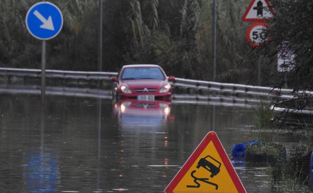 La Diputación suspende durante la mañana el deporte escolar por el temporal