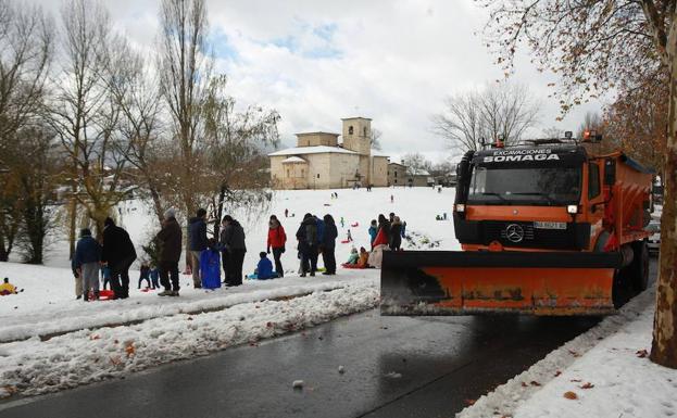 La nieve se va, el frío se queda