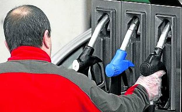 Los combustibles, en máximos de hace dos años y medio