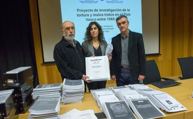 El informe sobre torturas del Gobierno vasco abre una brecha entre PNV y PSE
