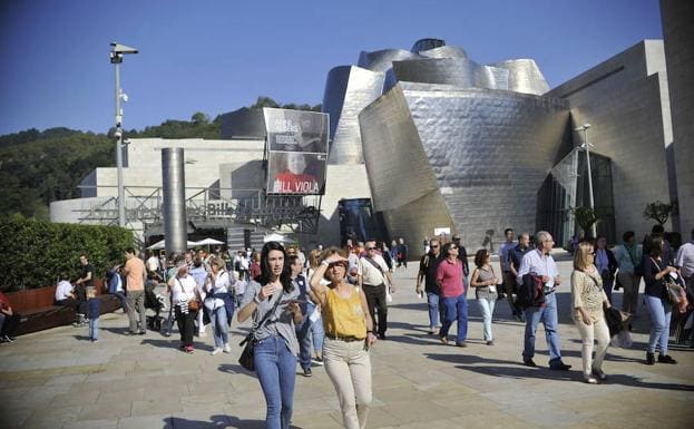 Un año de récord de visitantes para el Guggenheim y el Bellas Artes