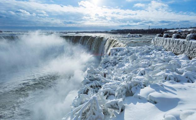 Las cataratas del Niágara, heladas