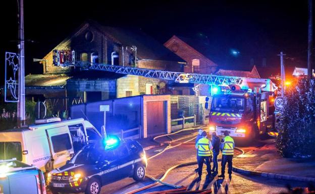 Mueren cuatro personas en el incendio de una casa en Francia