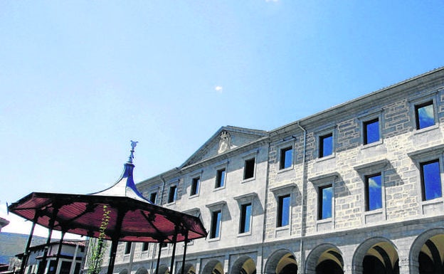 Orduña cifra en un 18% la pérdida anual de turistas por el cierre del balneario