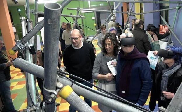 Una muestra virtual acerca el arte rupestre de tres cuevas a Carranza