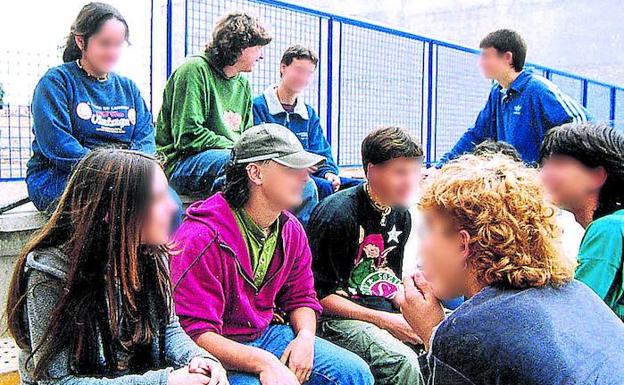 Un estudio alerta de que el 83% de los alumnos inmigrantes de Vitoria está matriculado en centros públicos