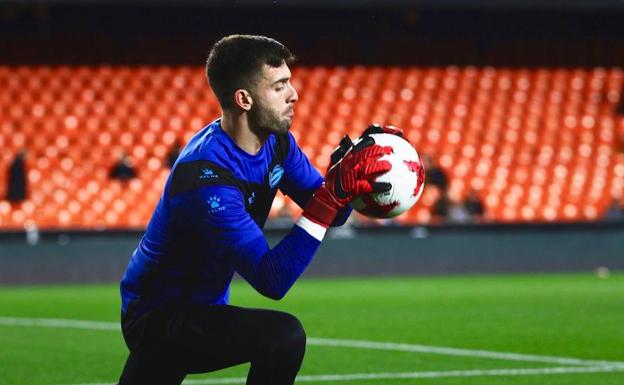 Hernán Pérez debuta como titular en Copa ante el Valencia