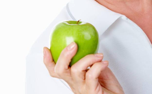 Un 40% de los casos de cáncer podrían evitarse llevando una vida sana