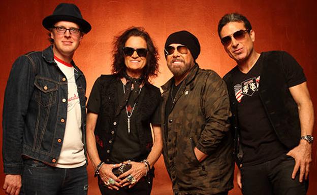 Black Country Communion, el supergrupo de Glenn Hughes