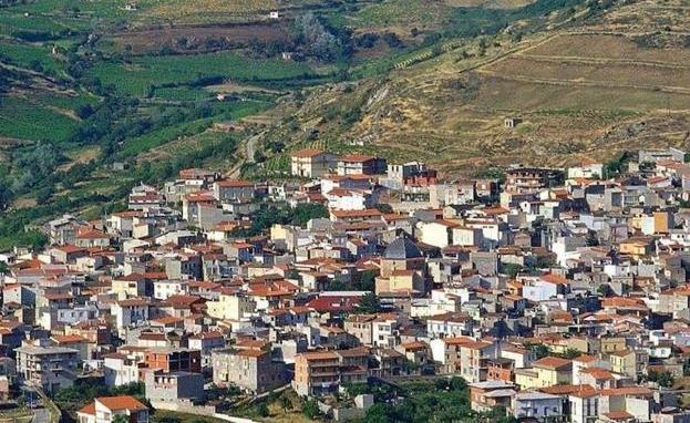 Un pueblo vende sus casas por 1 euro cada una
