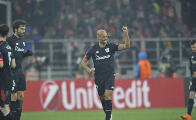 Mikel Rico se estrena aunque lo niegue la UEFA