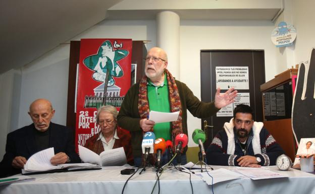 Los 'pichis' pretenden llevar a Europa su «discriminación» en Vitoria