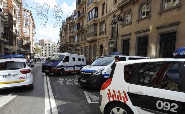 La nueva medida de la Policía de Bilbao y la Ertzaintza: «En lugar de a la mujer, vigilamos al agresor»