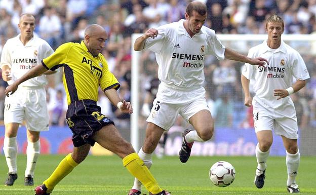 «Por desgracia me he enfrentado a Zidane como jugador», dice Abelardo