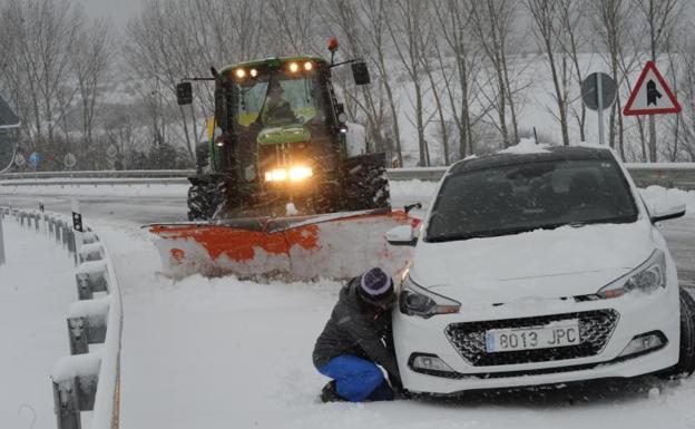 «Ojo con las carreteras, son hielo puro»