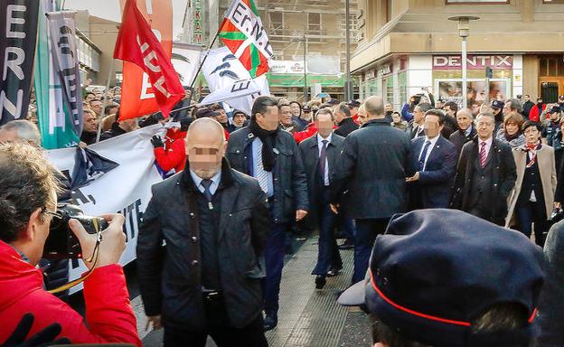 El PSE, socio del Gobierno vasco, no avala aplicar la 'ley mordaza' a los ertzainas que protestaron