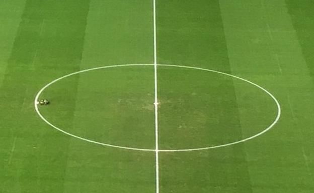 Zubizarreta y la plantilla del Marsella se quejan del césped del Velodrome: «Es peligroso»