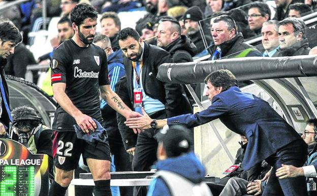 Ziganda, cada día más cuestionado