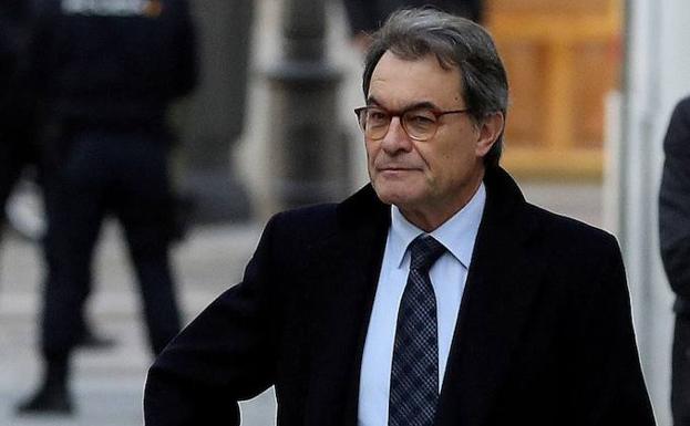 El servicio secreto de los Mossos avisó de que la DUI llevaría al Govern a la cárcel