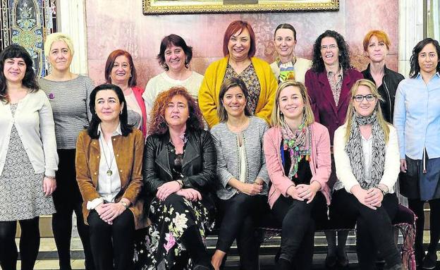 Bilbao penalizará el trato discriminatorio a la mujer en todas las actividades municipales