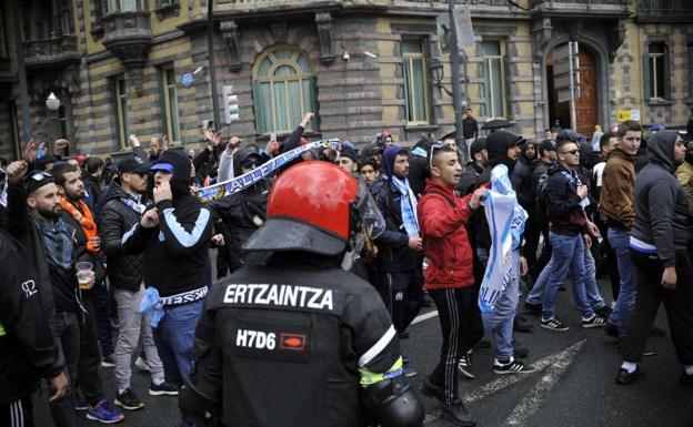 El espectacular despliegue policial del Athletic - Marsella, en imágenes
