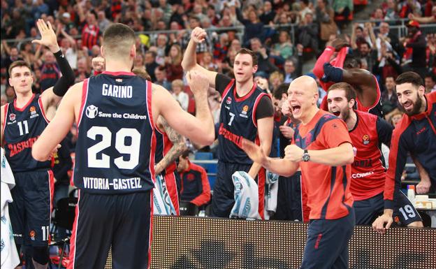 Un tirano frente a la adversidad