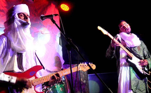 Turbantes, sandalias y Stratocasters con Mdou Moctar