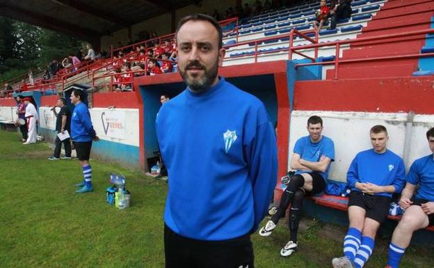 Aitor López de Torre regresa al banquillo del Padura tras el cese de Zigor Goikuria