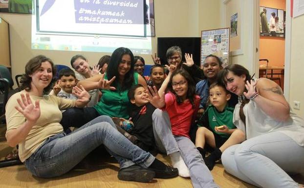 Un 5,2% de residentes en Nervión-Ibaizabal procede de otros países