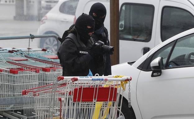 El terrorista abatido en Francia estuvo en España implicado en tráfico de drogas y crimen organizado