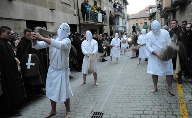 La Semana Santa gira en Rioja Alta hacia dentro