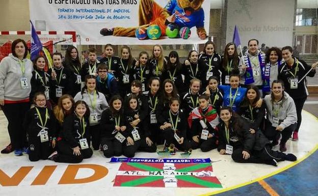 El Atlético Basauri vuelve satisfecho de Portugal