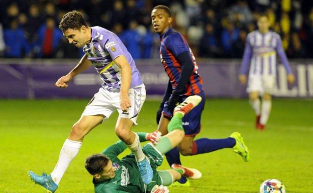 El Athletic propone renovar a Remiro; Real Sociedad y Espanyol le sondean