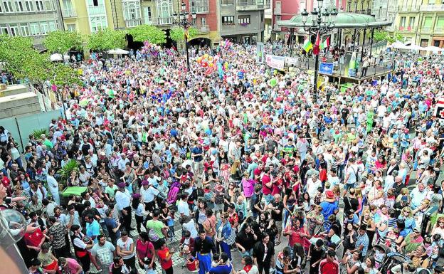 Haro: cuarentón, solitario y con estudios