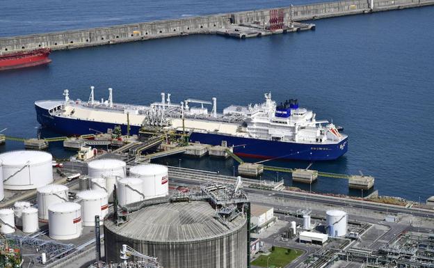 El Puerto de Bilbao recibe por primera vez gas procedente de Siberia