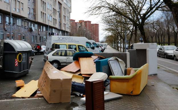 «Vitoria está más sucia que nunca»